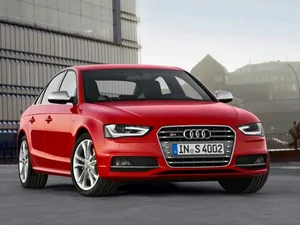 B8 (8K) (2011–2016)