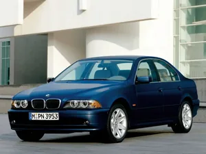 E39 (2000–2004)