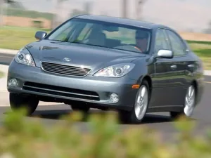 XV30 (2004–2006)