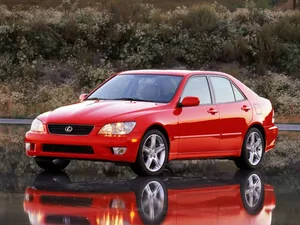 XE10 (1999–2005)