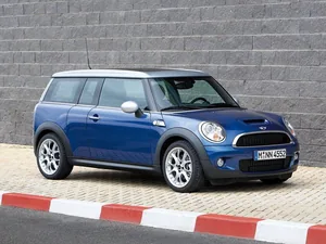 R55 (2008–2010)