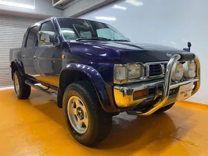 D21 (1995–1996)