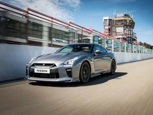 R35 (2016–2023)