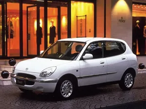 M110 (1998–2000)